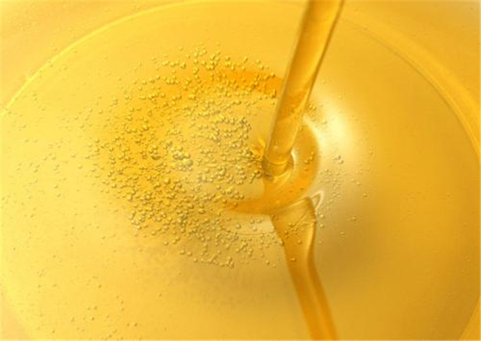 (圖:起泡的潤滑油)