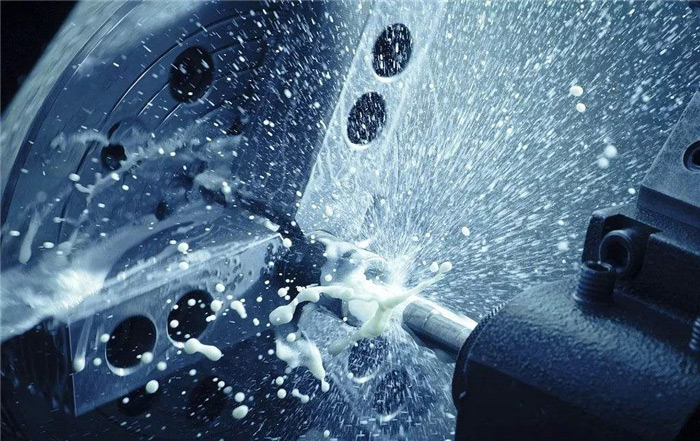 (圖:金屬加工液使用場(chǎng)景)