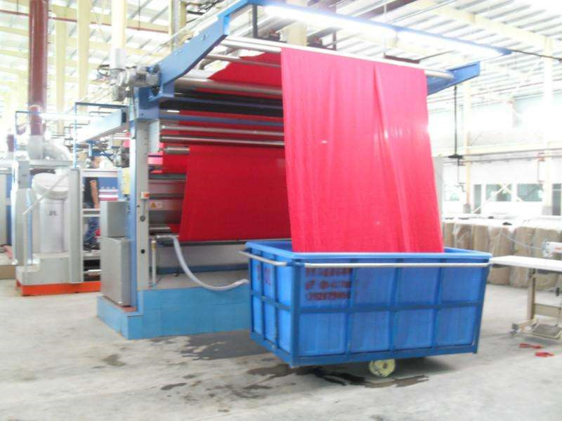 (圖:紡織印染生產(chǎn)環(huán)節(jié))